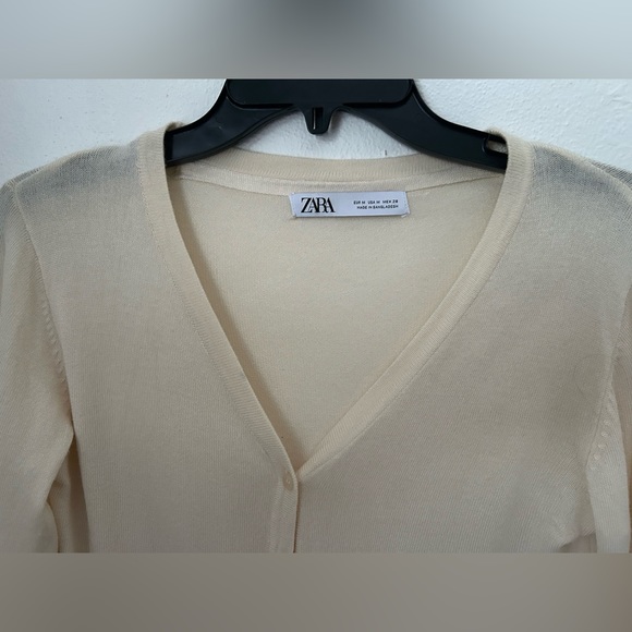 Zara cream cardigan v neck Size Medium - Picture 5 of 9